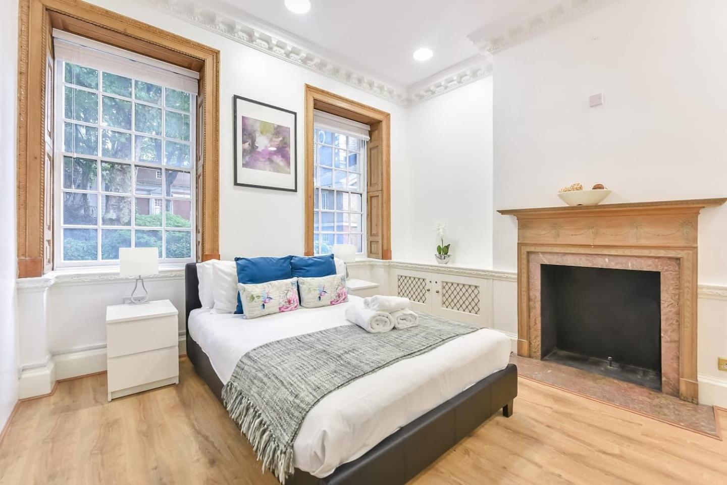 2 Bed Piccadilly Apartment 2 ロンドン エクステリア 写真